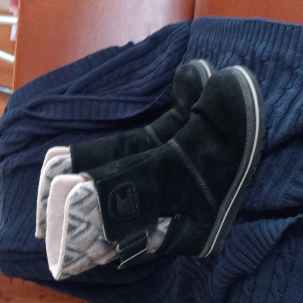 Sorel Black Suede Winter Boots